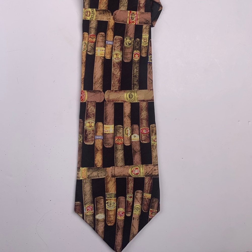 Novelty Men’s Cigar Tie Crooks Creed Silk 5-Z